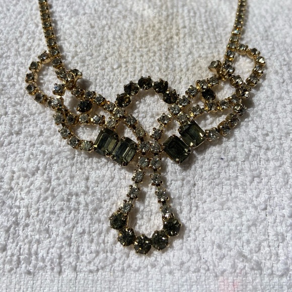 Lia Sophia necklace - Picture 2 of 4